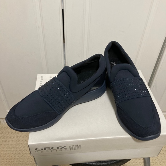 Geox Respira  Dark Navy Women's Sneakers EU 38/ US 8 - Picture 7 of 15